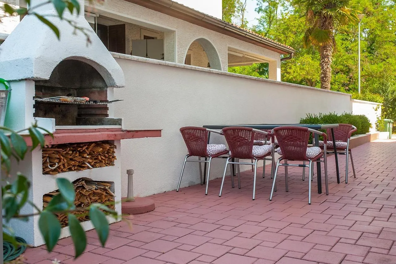 Apartments Somi Porec