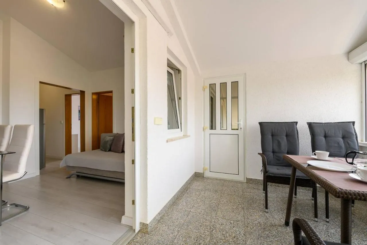 Apartments Somi Poreč