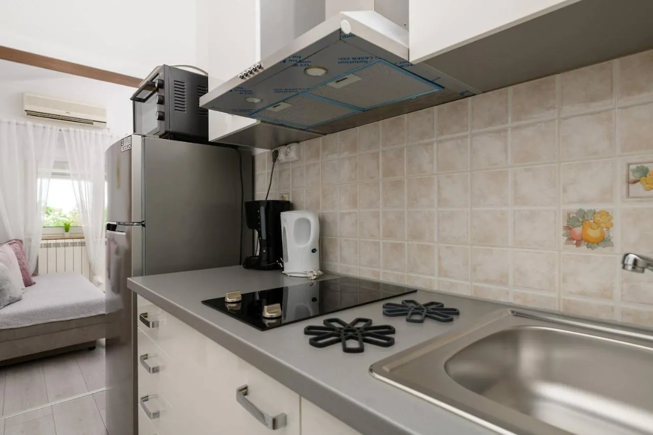 Apartments Somi Porec