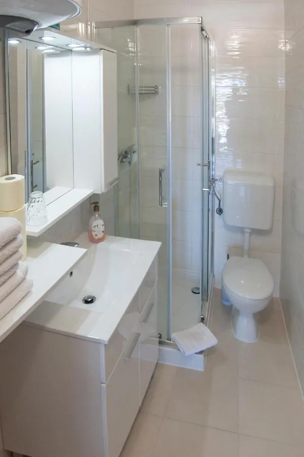 Apartments Somi Porec